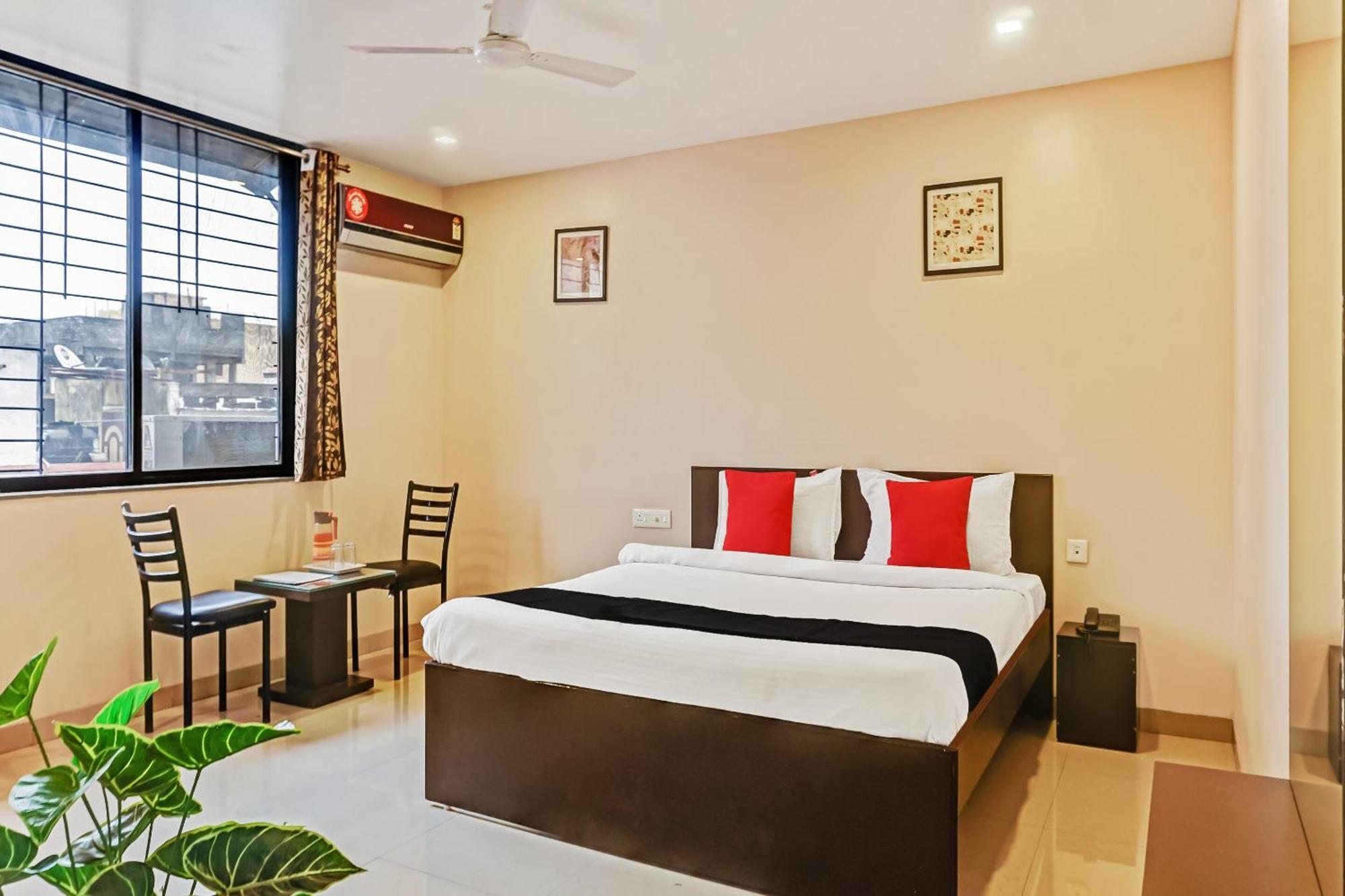 O Log Plaza Near Eon It Park 4* Pune